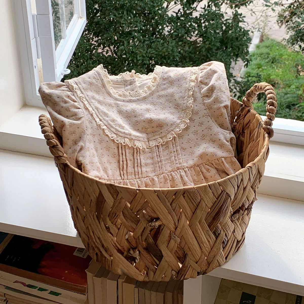 Floral Pattern Long Sleeve Dress