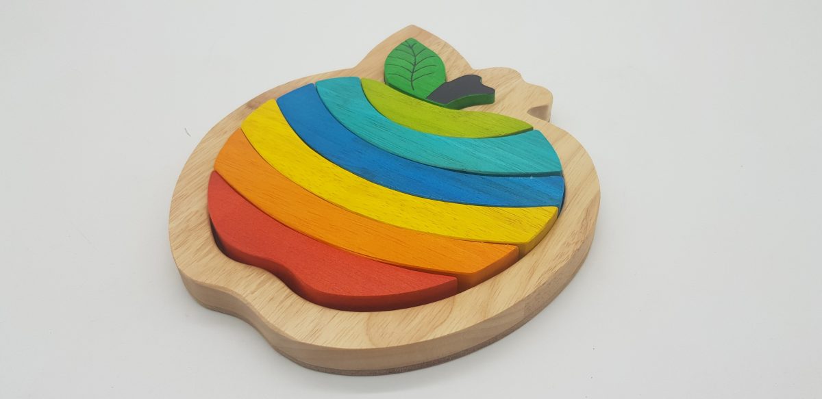 Wooden Apple Puzzle
