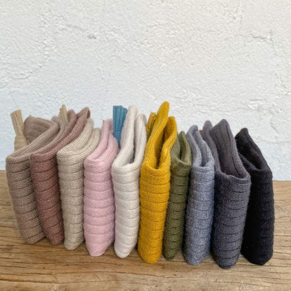 Solid Color Bow Patched Design Mid Tube Socks