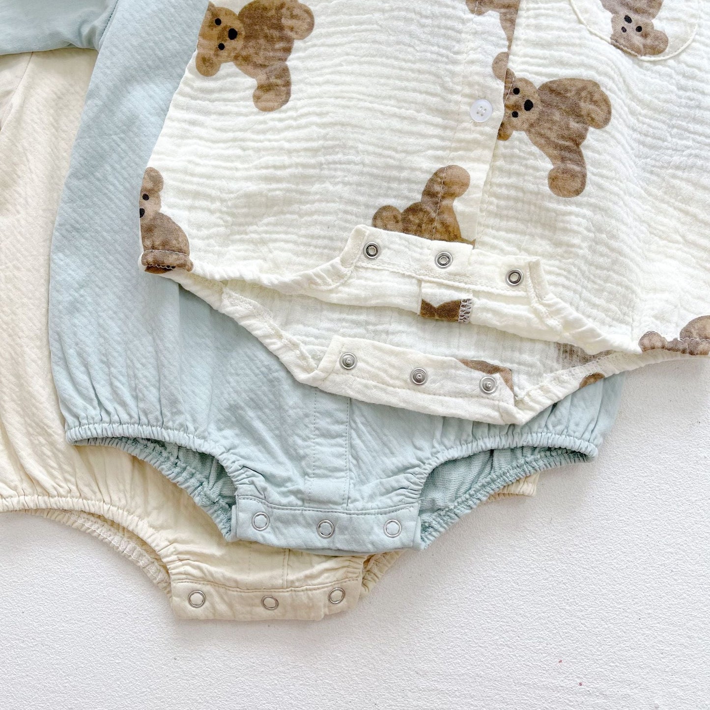 Single-Breasted Bear Print Onesie with Bow Tie